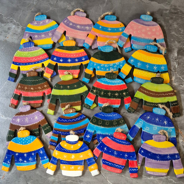 Ugly Jumper Ornament SKU: FFC711-1